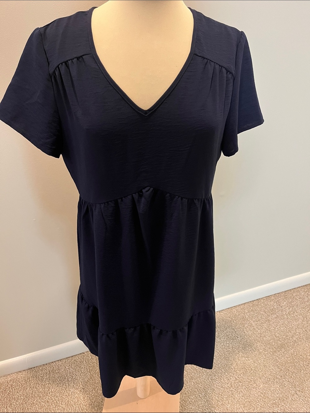 Ronni Nicole Navy V-Neck Short Sleeve Tiered Mini Dress